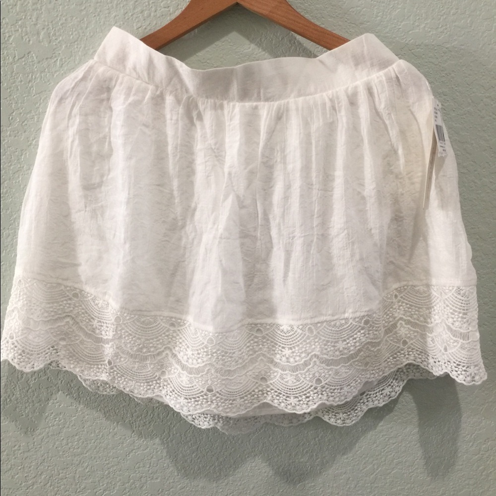 NWT White Lace Skirt Boho Hippie